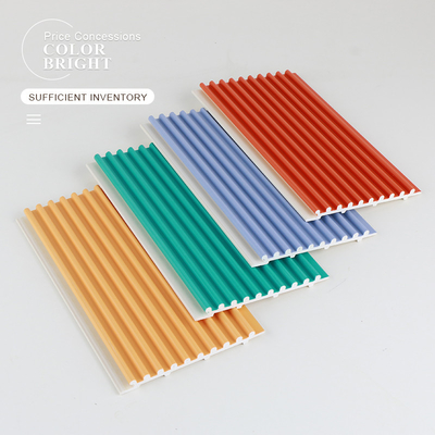 O Co expulsou os painéis de parede compostos plásticos de madeira do PVC 15mm